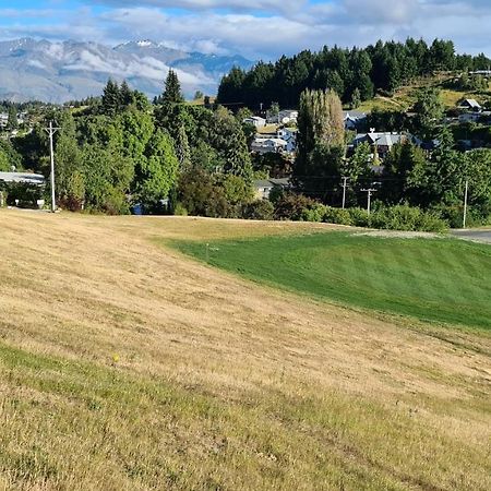 Kowhai Apartment - Private Opposite Golf Course Central Wanaka Exteriér fotografie